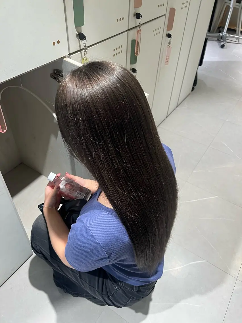 ロング カラー カット ヘアカラー トリートメント 透明感カラー/ レイヤー/折戸結菜のヘアスタイル