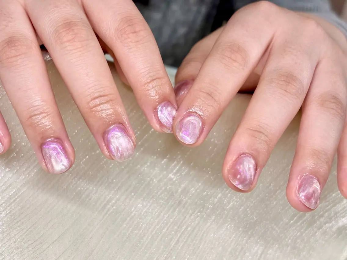 ネイル キラキラネイル ニュアンスネイル 春ネイル ハンドネイル ハンドケア ETE LUNA NAILのネイルデザイン