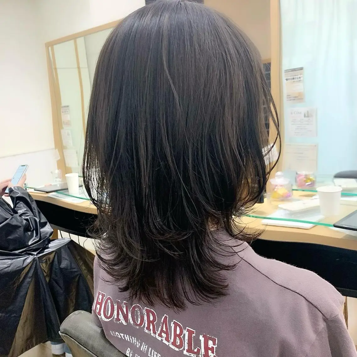 セミロング カラー パーマ ヘアアレンジ メンズ キッズ ネイル マツエク・マツパ レイヤーカット/ 巻ける縮毛矯正のヘアスタイル