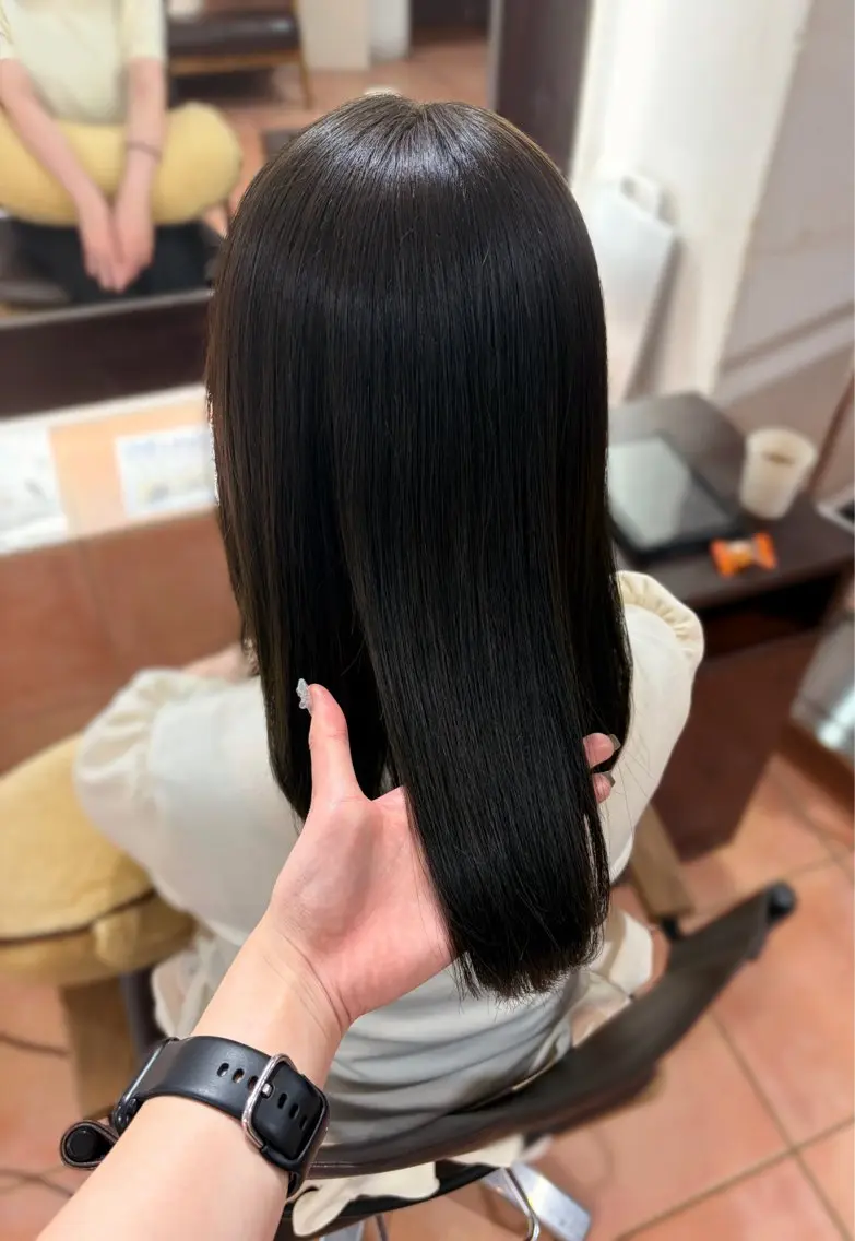 カラー ヘアカラー 艶カラー✨️ りなこのヘアスタイル