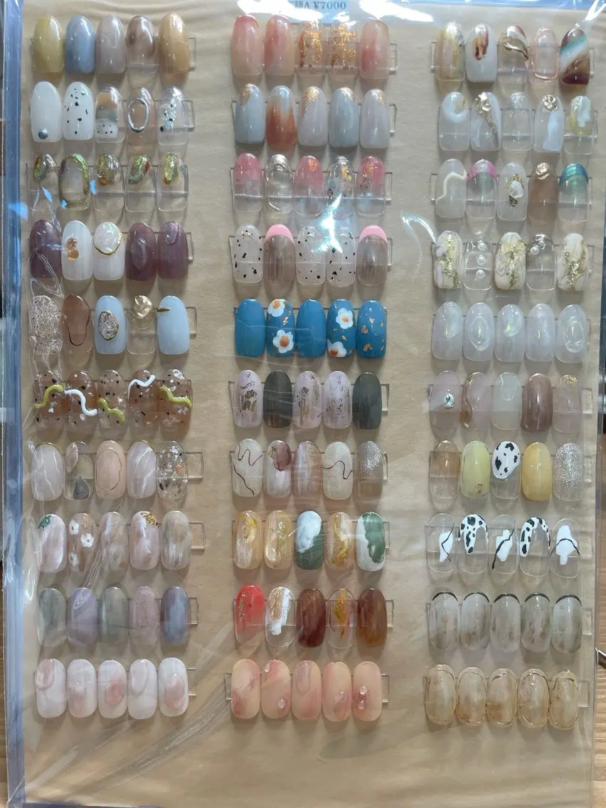 ネイル ハンドネイル nailroom OHANA🌴のネイルデザイン