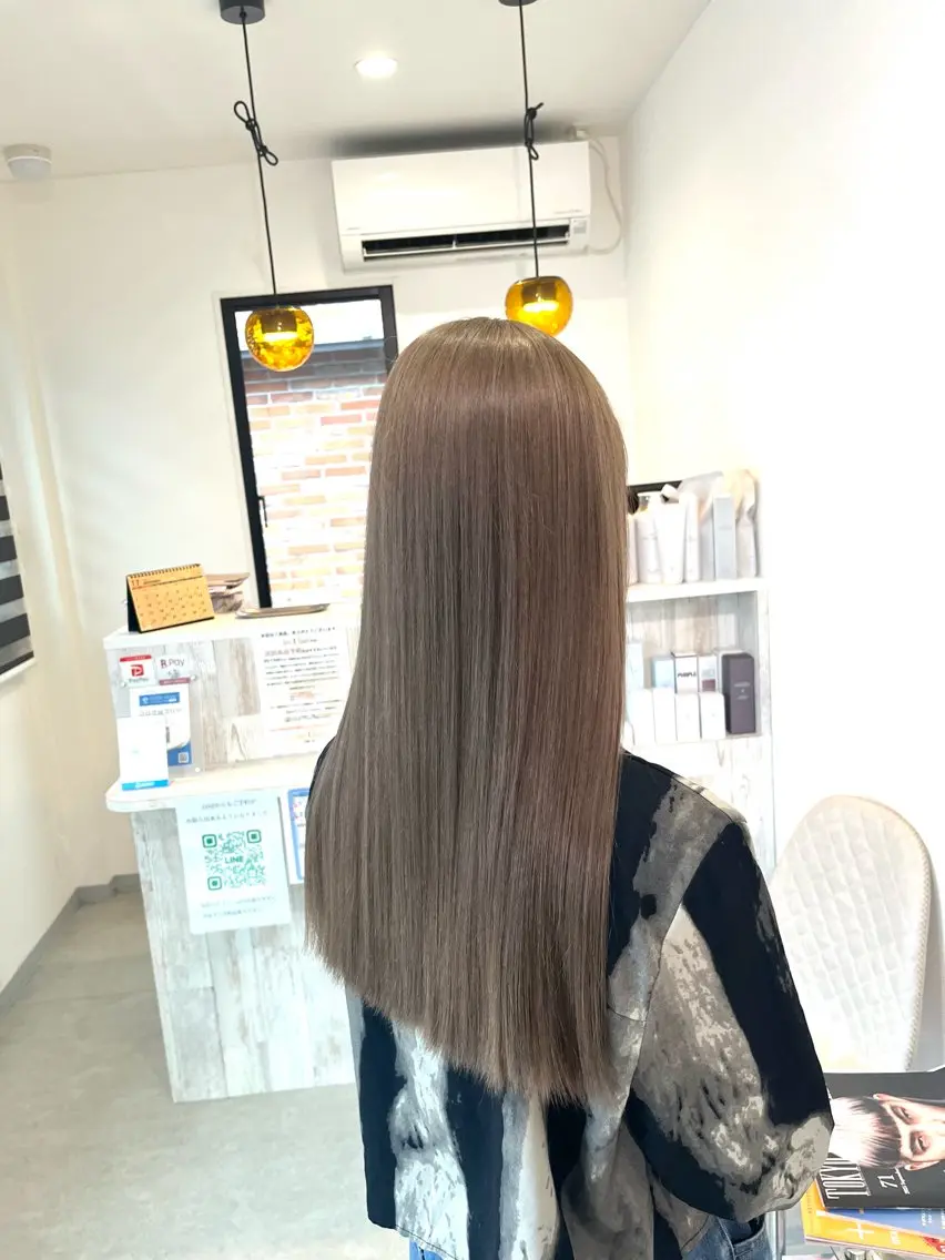 セミロング カラー イロアイヘアー Renのヘアスタイル