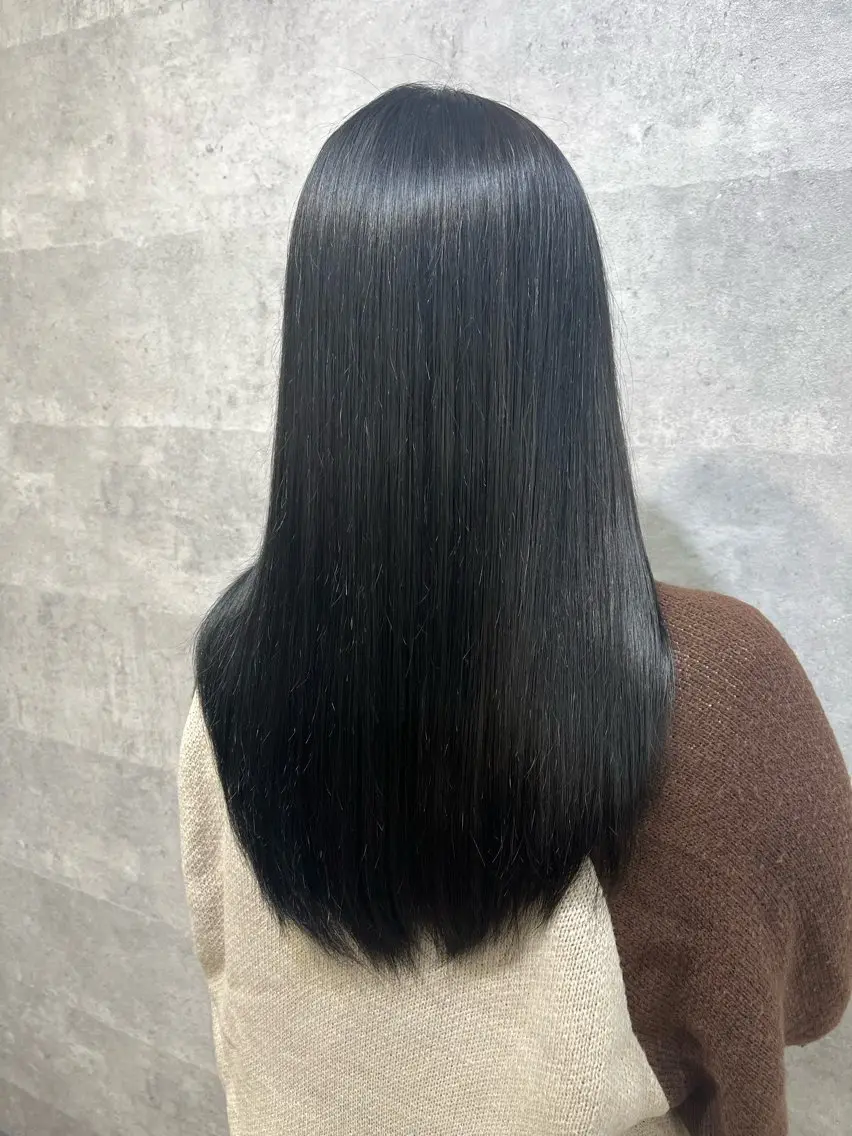 ロング カラー 紫音 cutwells郡山のヘアスタイル