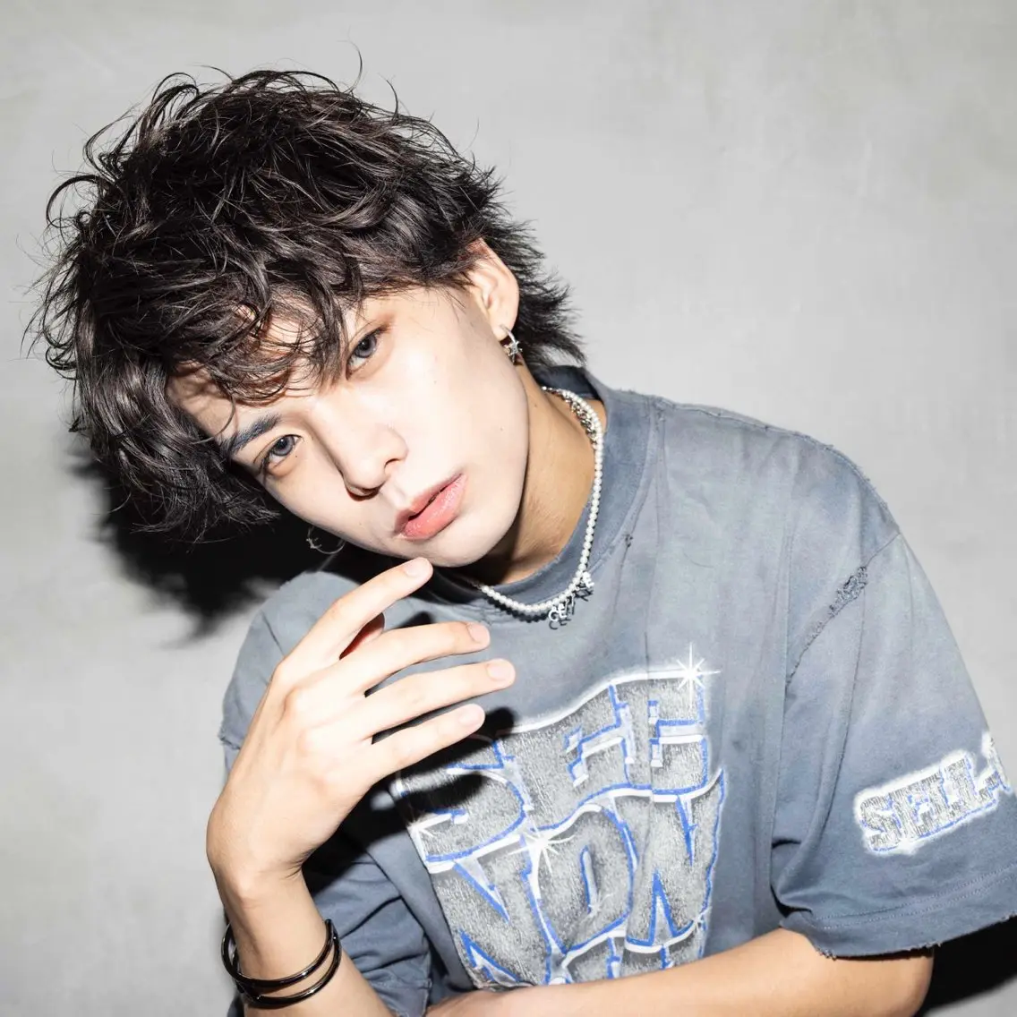ショート パーマ メンズ マッシュ レイヤーカット dot.グループ指名 No.1橋本滉太のヘアスタイル