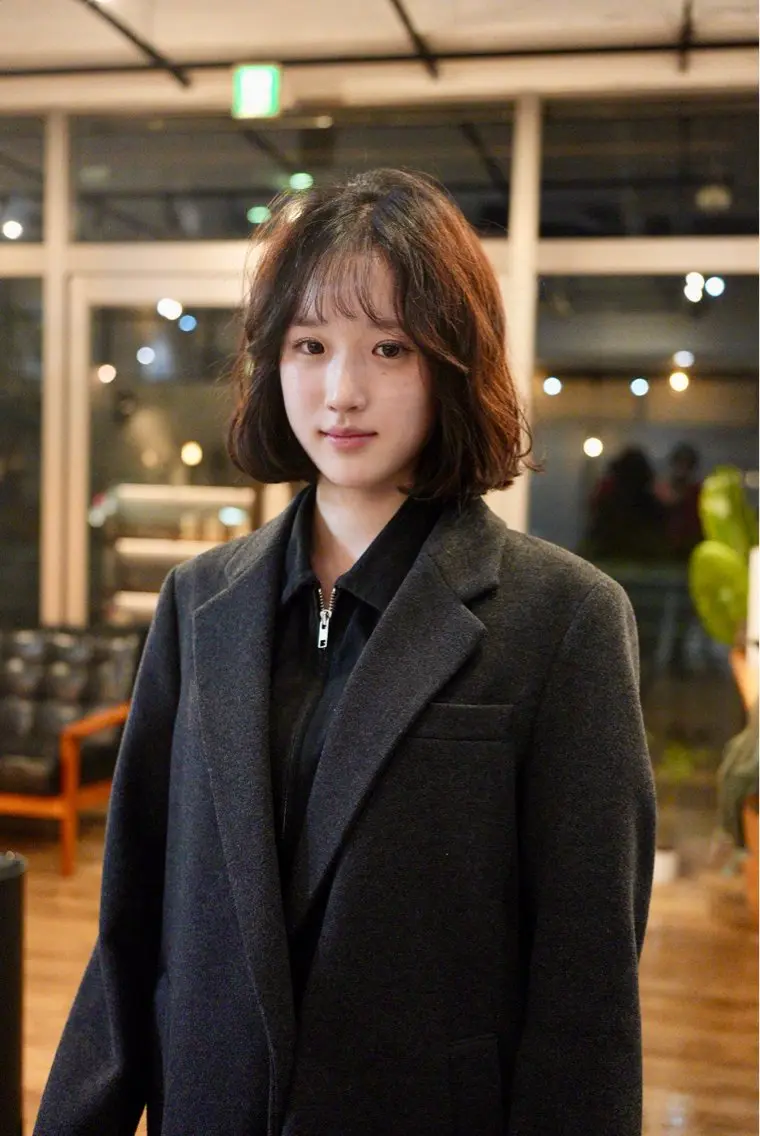 ミディアム パーマ Basis 田口豪司のヘアスタイル
