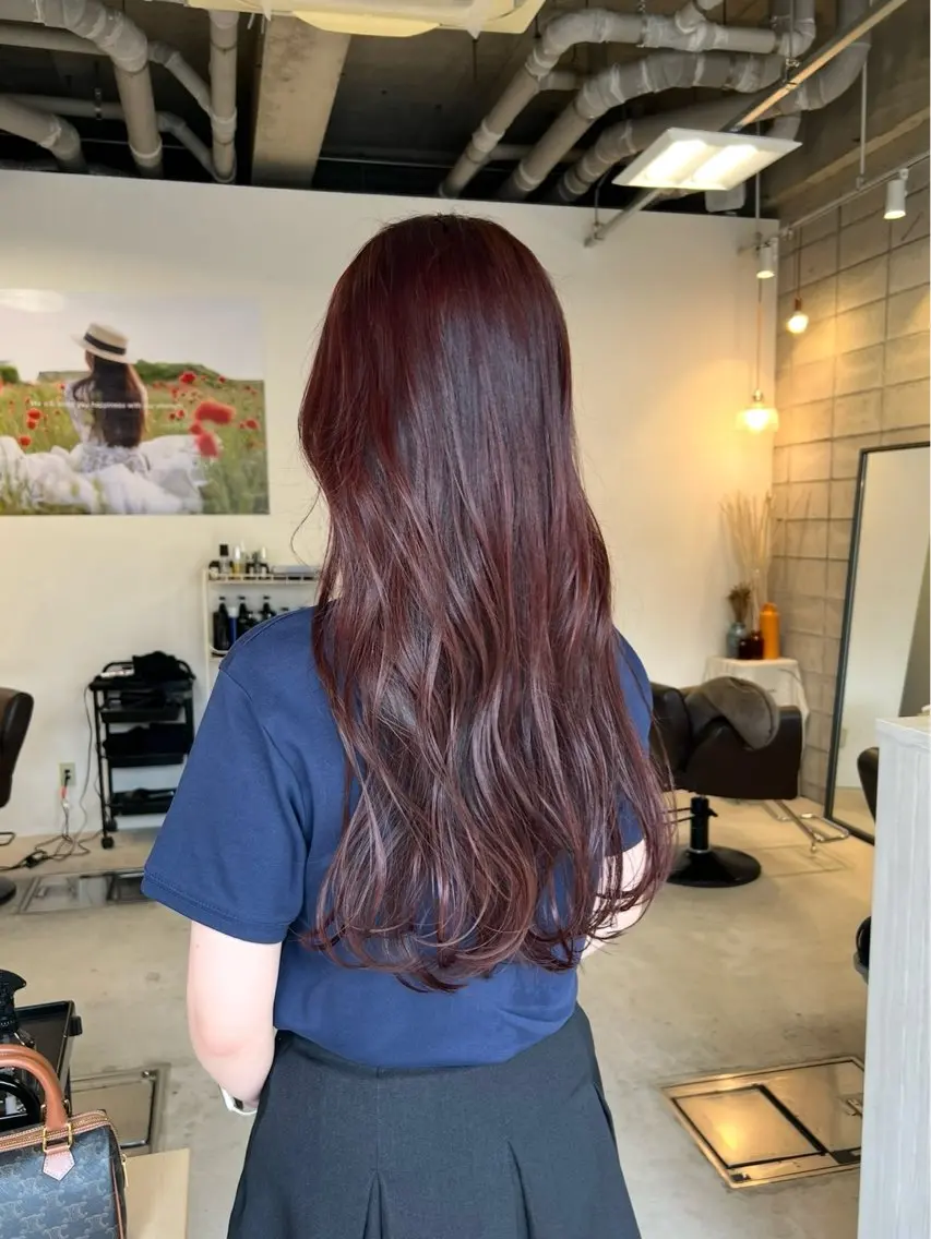 ロング カット ヘアカラー トリートメント 椎葉 みはるのヘアスタイル