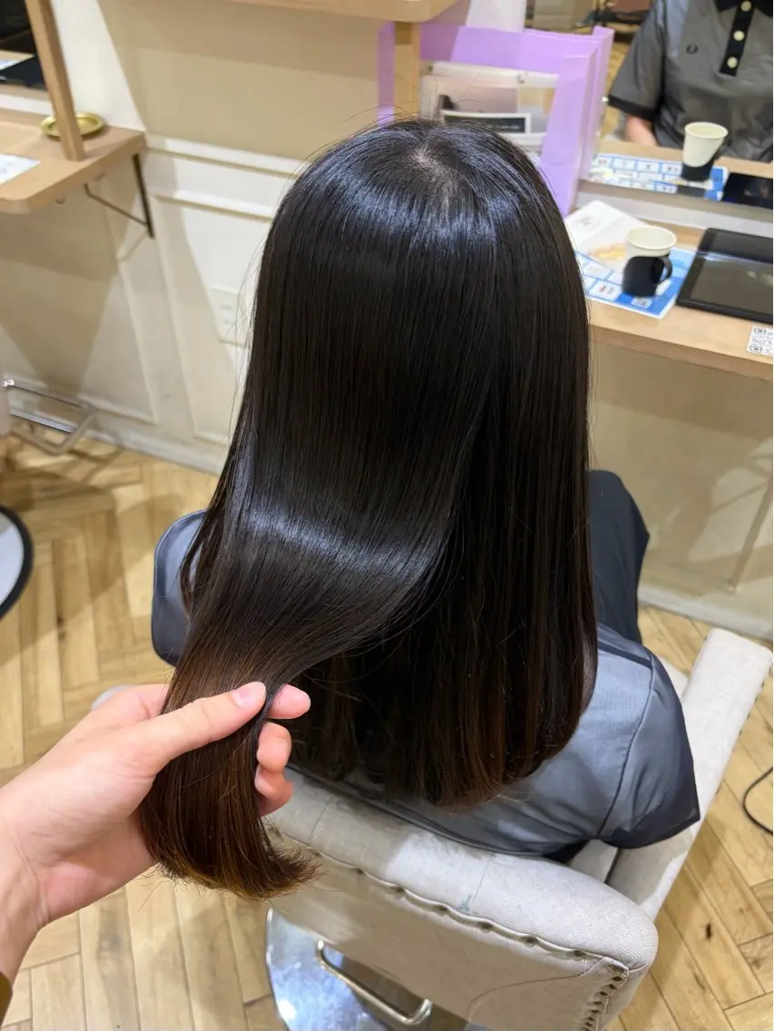 ミディアム 縮毛矯正 SAAYA🌱 Luana難波店のヘアスタイル