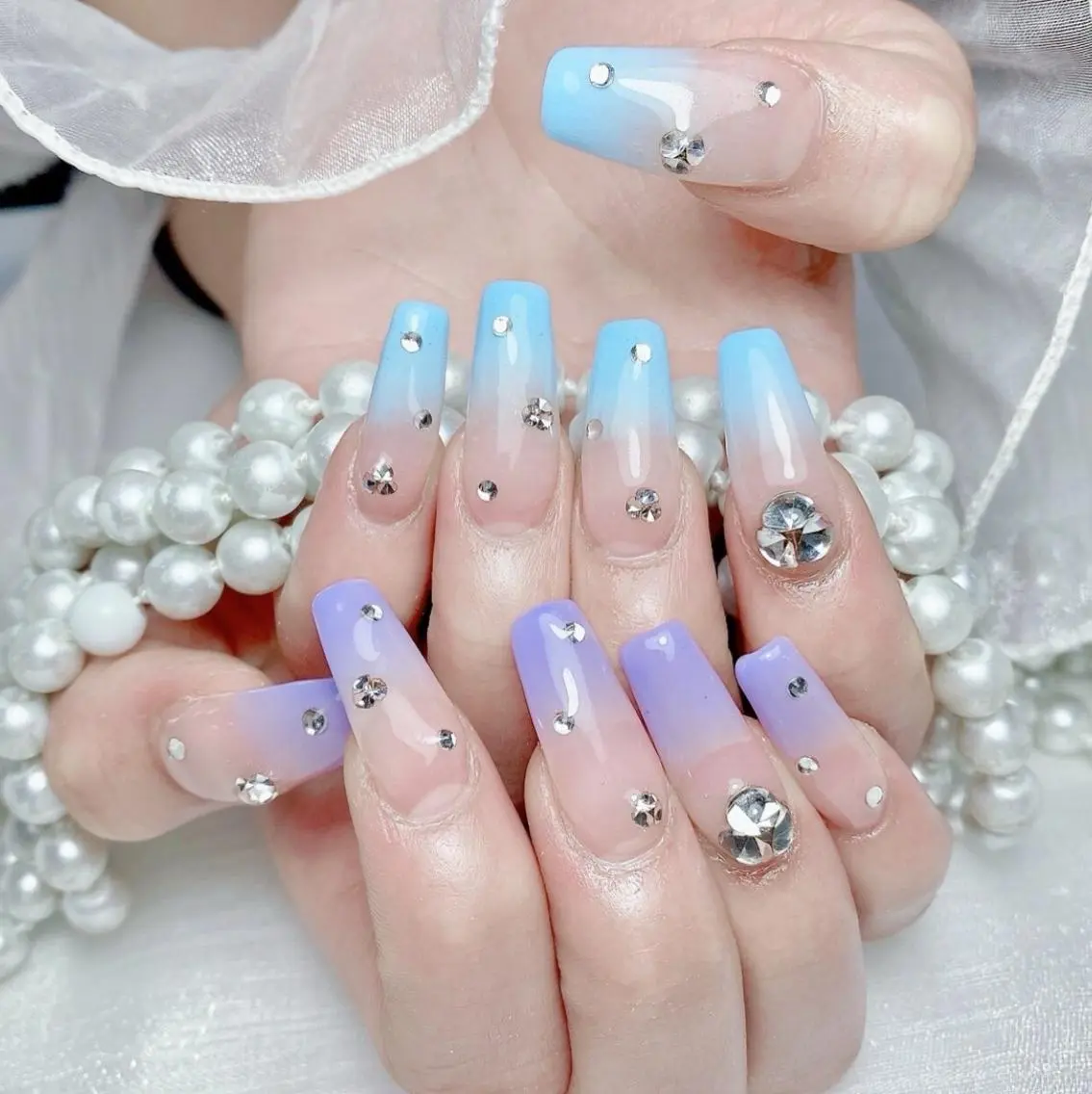 ネイル Aurum nailのネイルデザイン