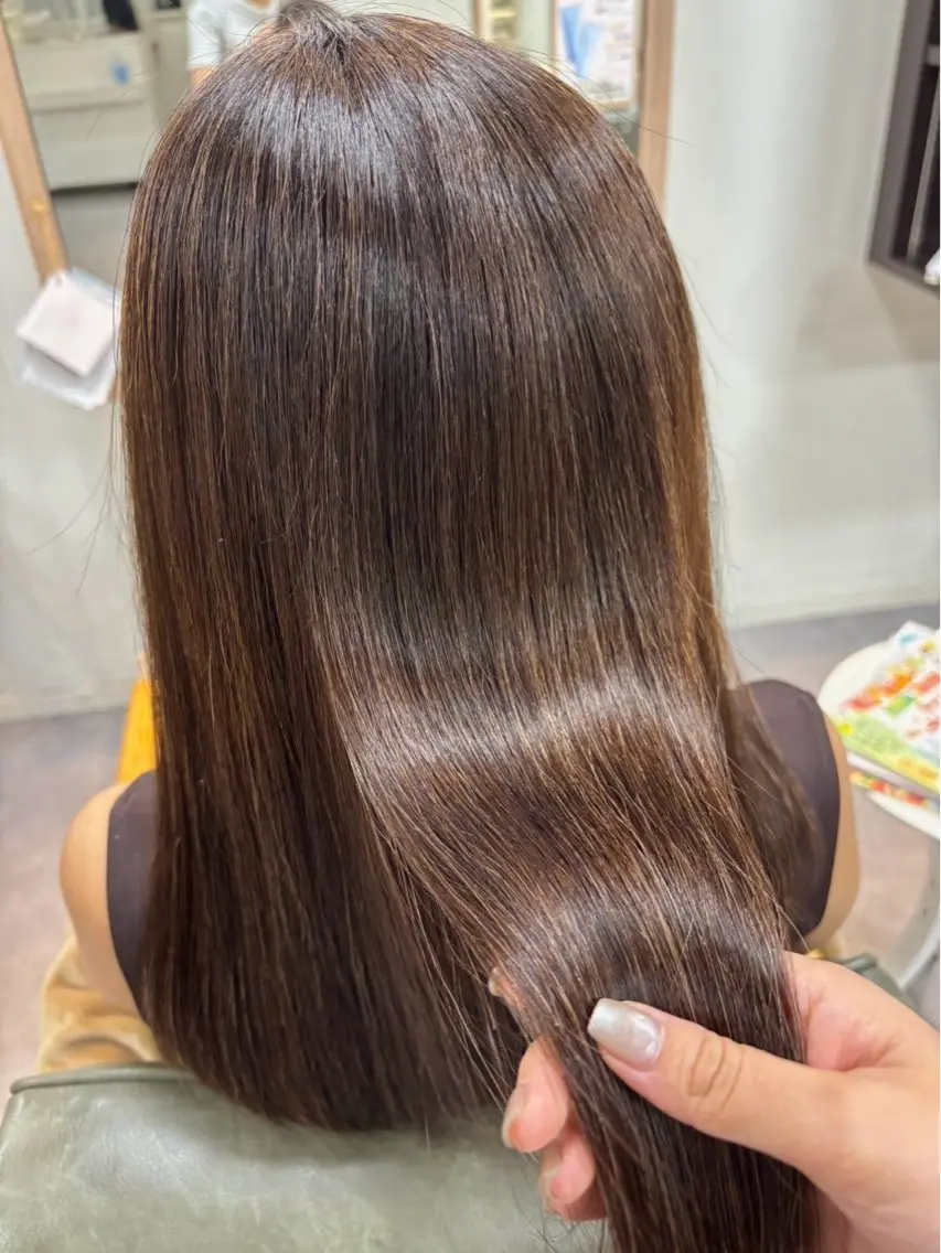 ロング 縮毛矯正 光本 千紘のヘアスタイル