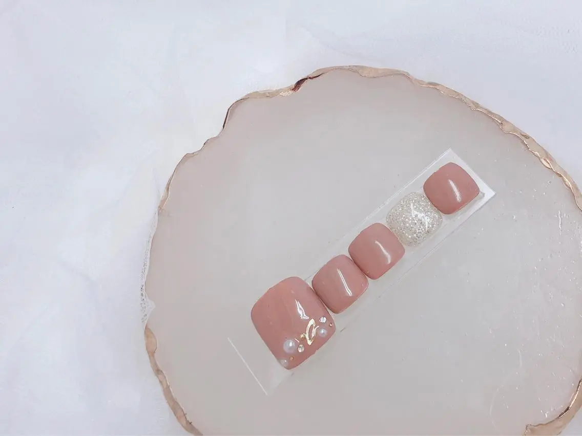 ネイル フットネイル 🎀Yumi✨ ミキネイルサロン池袋のネイルデザイン