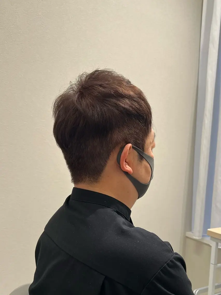 メンズ ヘアカラー 桑野 胡桃のヘアスタイル