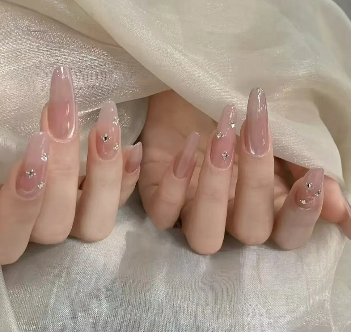 ネイル オーロラネイル フラワーネイル フットネイル フレンチネイル ジェルネイル ハンドネイル ハンドケア BabyYouMi nailのネイルデザイン