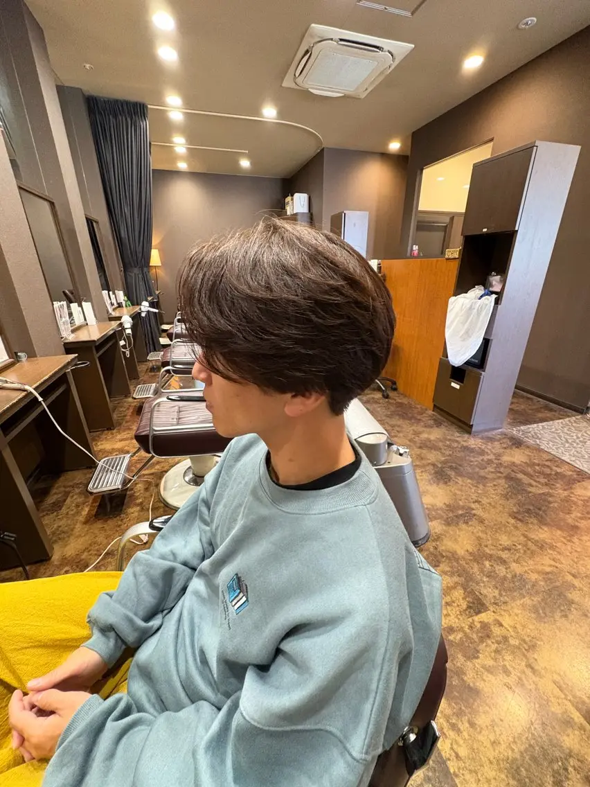 ショート メンズ くびれヘア カット 八木 凜のヘアスタイル