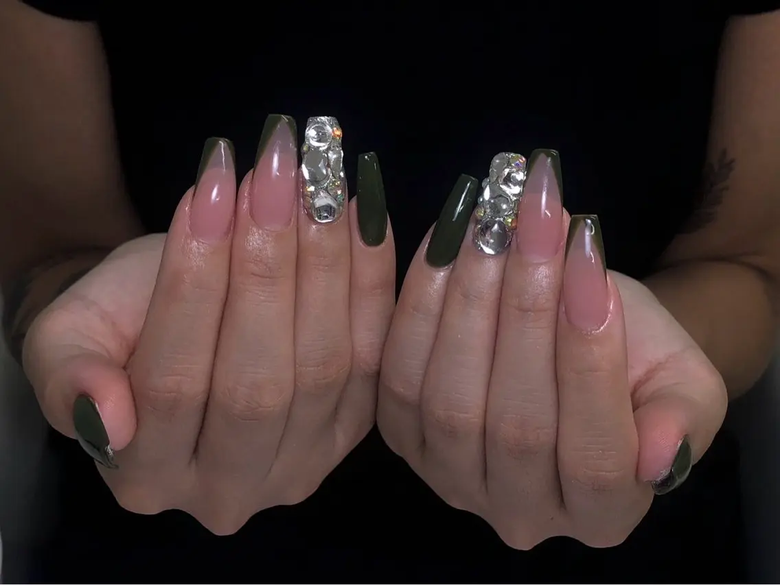 ネイル lucky nail 歌舞伎町のネイルデザイン