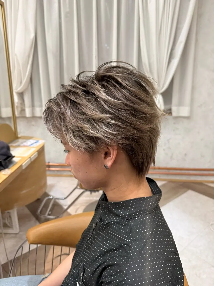 カラー メンズ カット ヘアカラー トリートメント 大田/レイヤー/髪質 改善/ダブルカラーのヘアスタイル