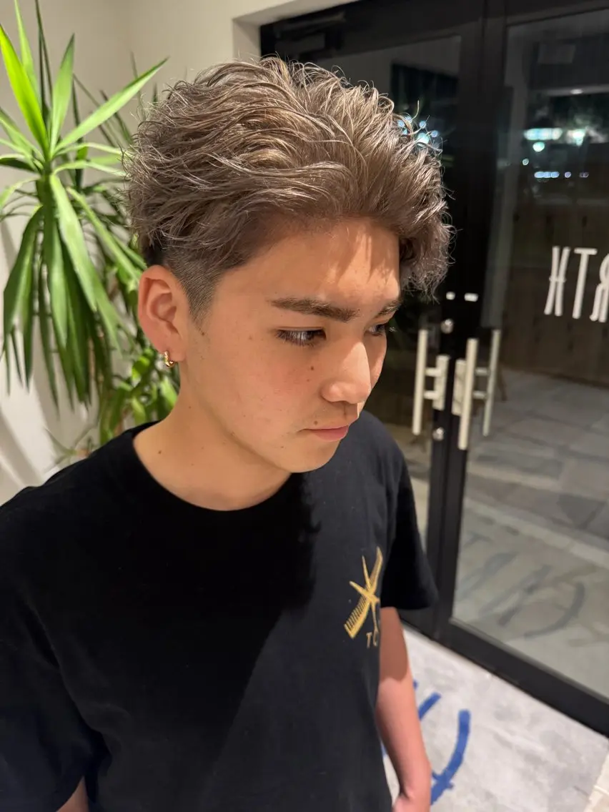 カラー パーマ メンズ 石塚 望空翔のヘアスタイル