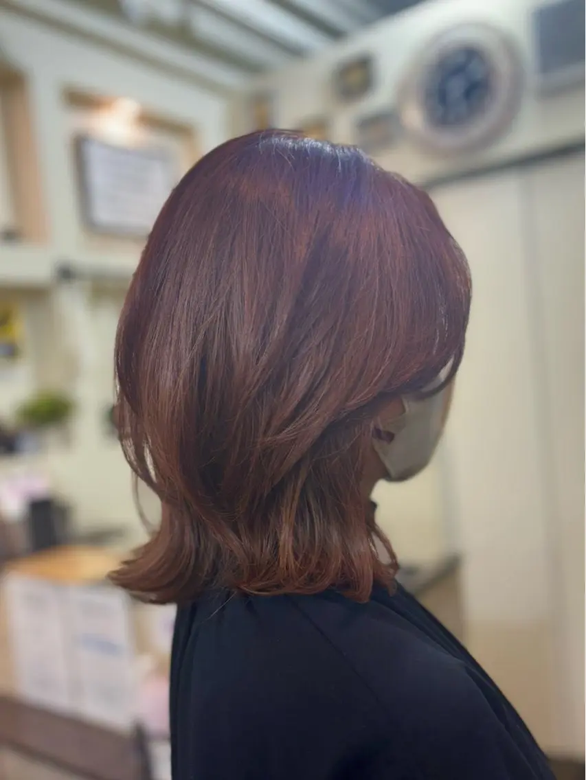 ミディアム カラー 髪質改善🫧艶カラー 🫧💙佐藤真優のヘアスタイル