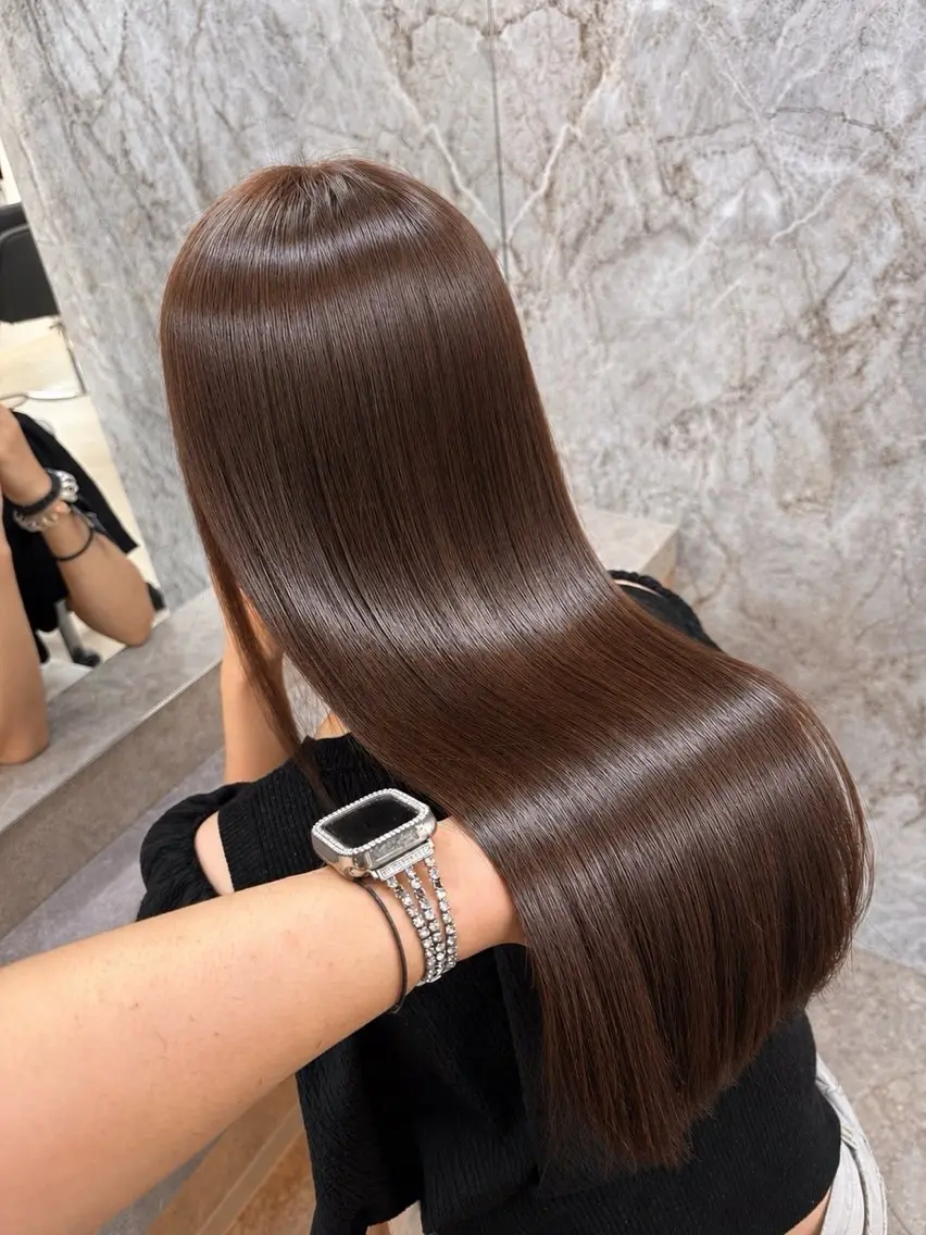 ロング カラー ブラウンカラー ヘアカラー トリートメント 💙あおい💙大宮 🪽ワンカラー🪽のヘアスタイル