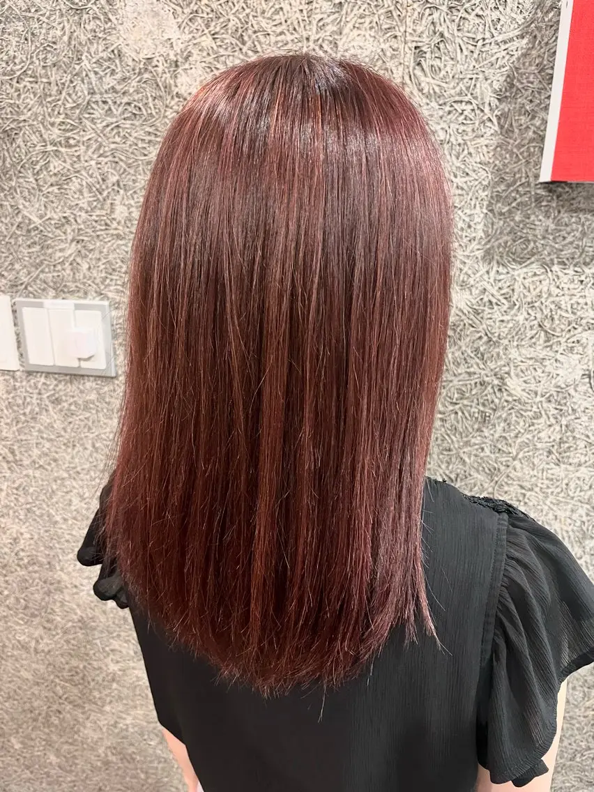 セミロング ハイライト カット ヘアカラー ⭐️ airi⭐️のヘアスタイル