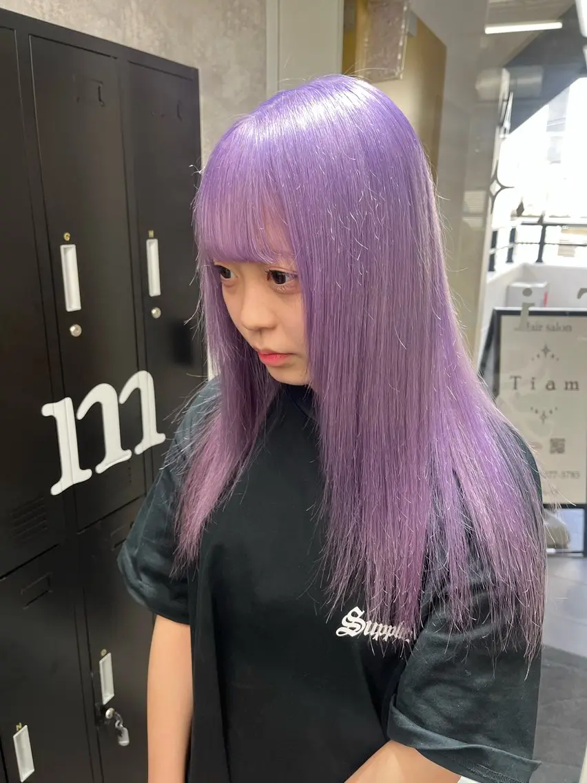 セミロング カラー アッシュ アッシュグレー ベージュカラー ブリーチ ブロンド 【きらめき屋さん🎀 ハイトーン大和🎀】のヘアスタイル