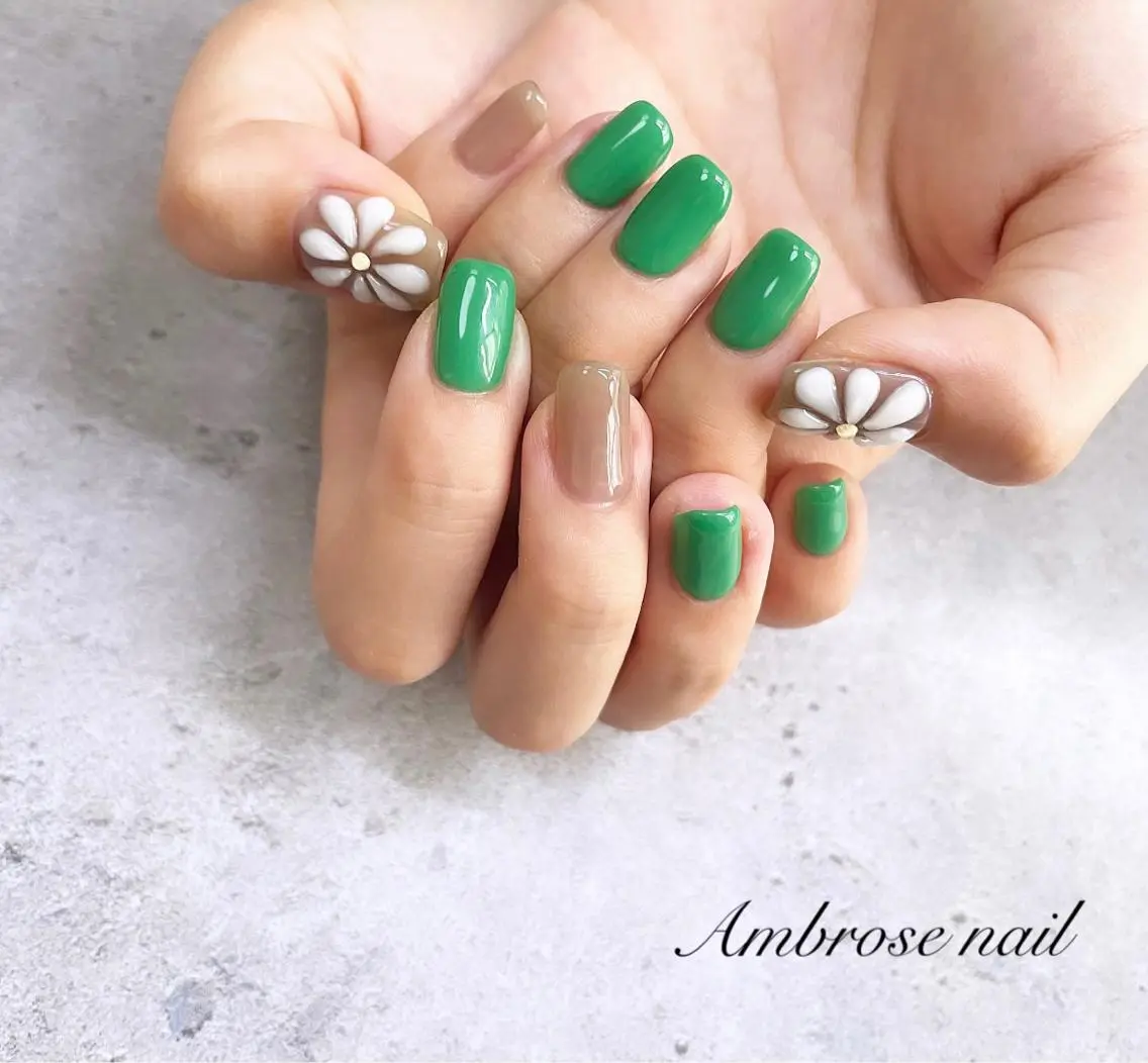 ネイル Kobe nail Uedaのネイルデザイン