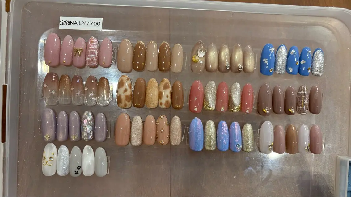 ネイル ハンドネイル 中川 愛理のネイルデザイン