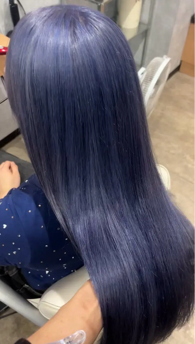 ロング カラー カット ヘアカラー トリートメント 🌐NATSUMI 🌐【寒色カラー】のヘアスタイル