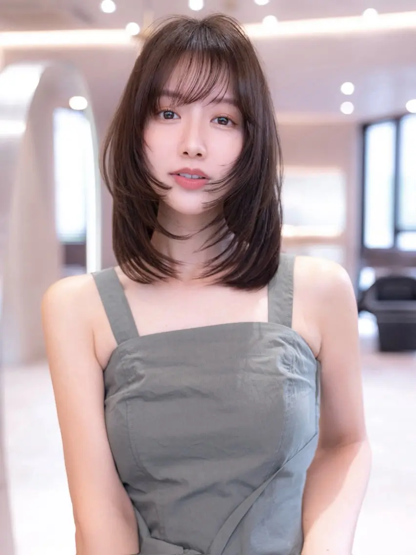 セミロング カラー カット ヘアカラー トリートメント レイヤー/ベージュ ヒヨリ/渋谷のヘアスタイル