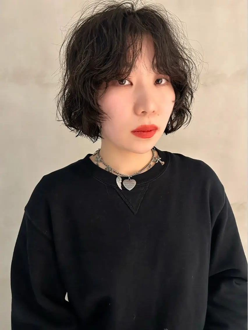 ショート パーマ 瓜谷 亮磨のヘアスタイル