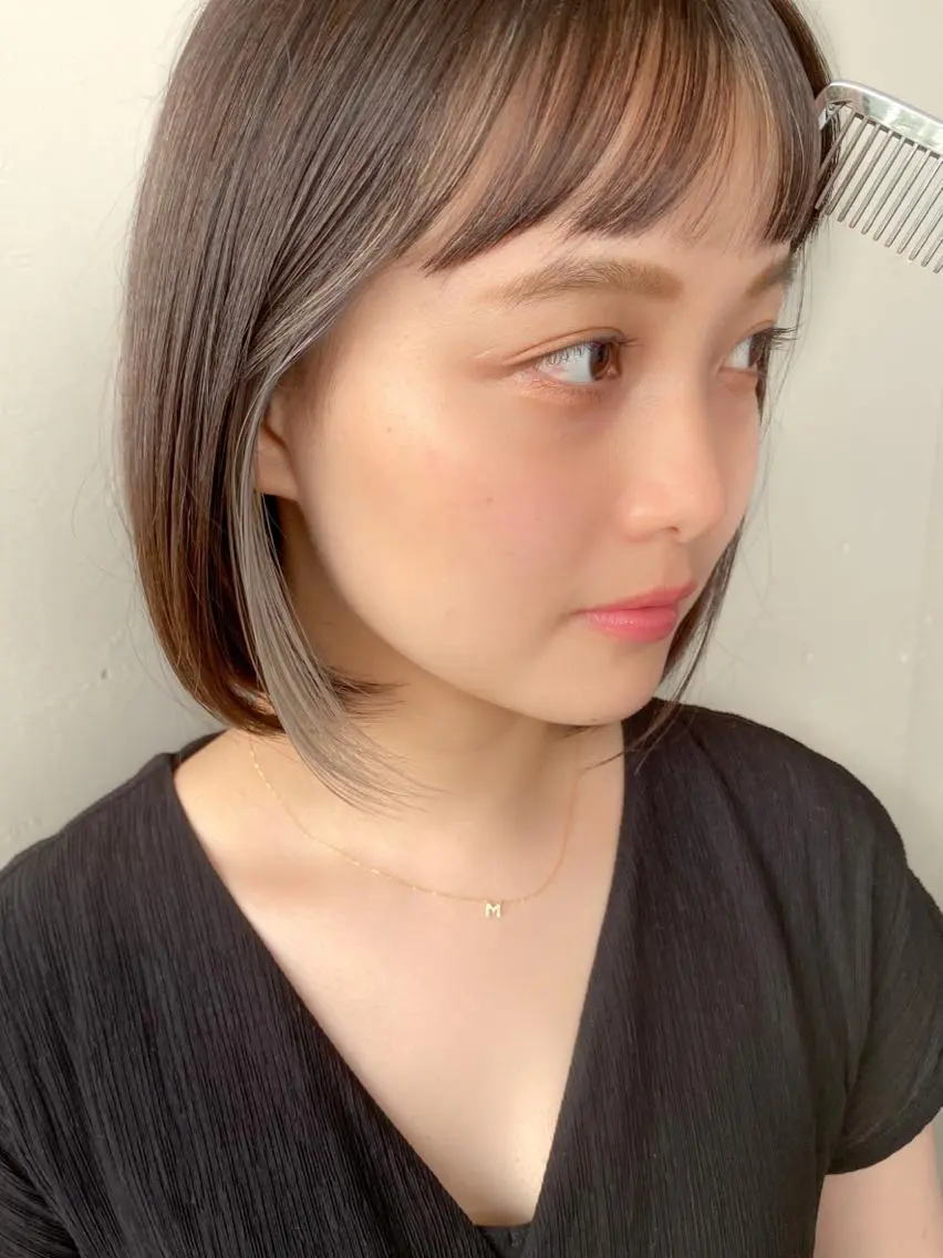 🔮人気のスタイル🔮カット+イヤリングカラー+2stepトリートメントの写真