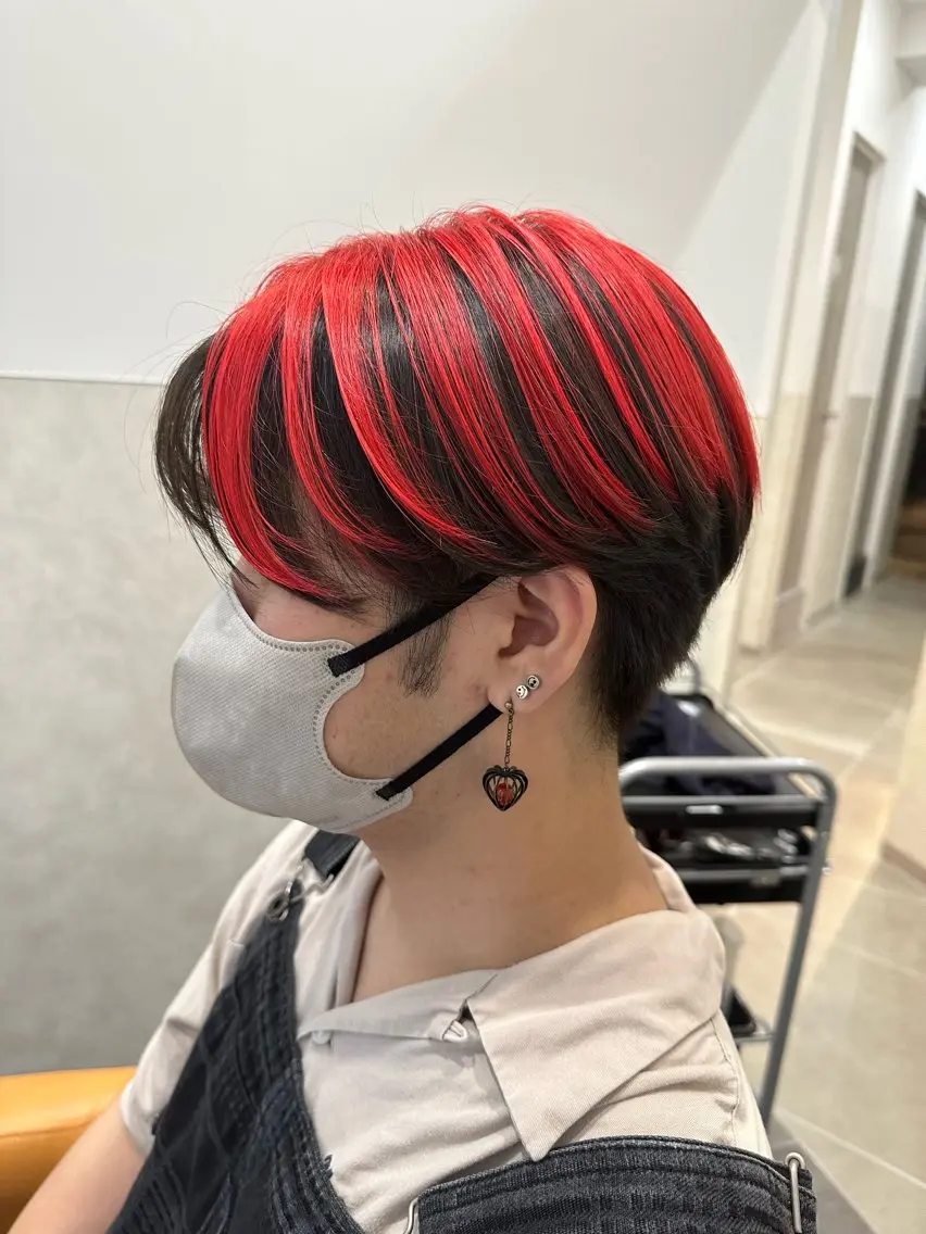 ショート カラー レッドカラー あらげ 🌈推しカラー🌈ᵕのヘアスタイル