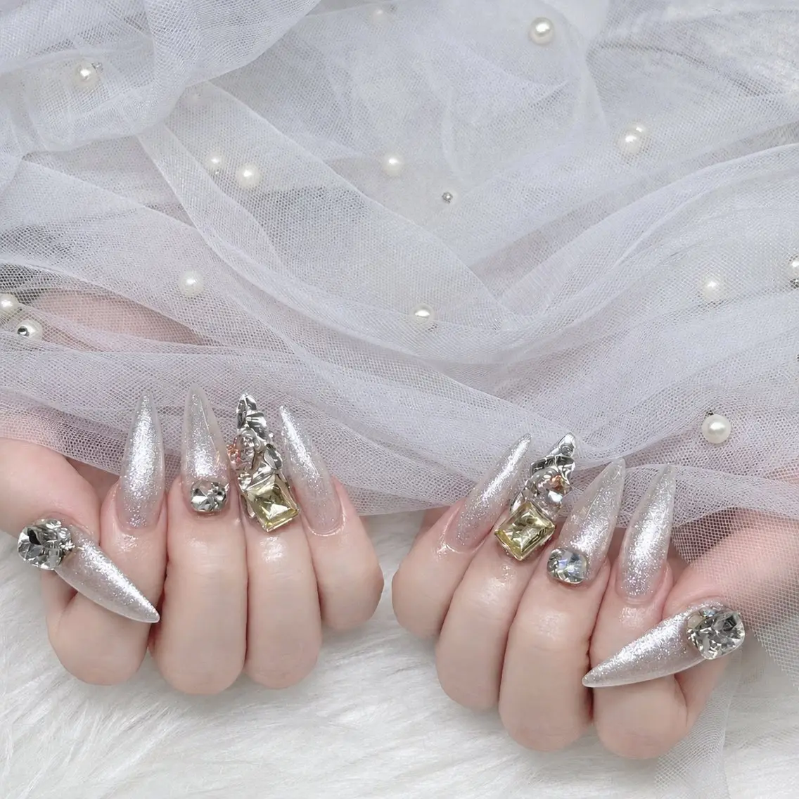 ネイル 韓国ネイル マグネットネイル 持ち込み ハンドネイル ハンドケア Mika nail_Royalのネイルデザイン