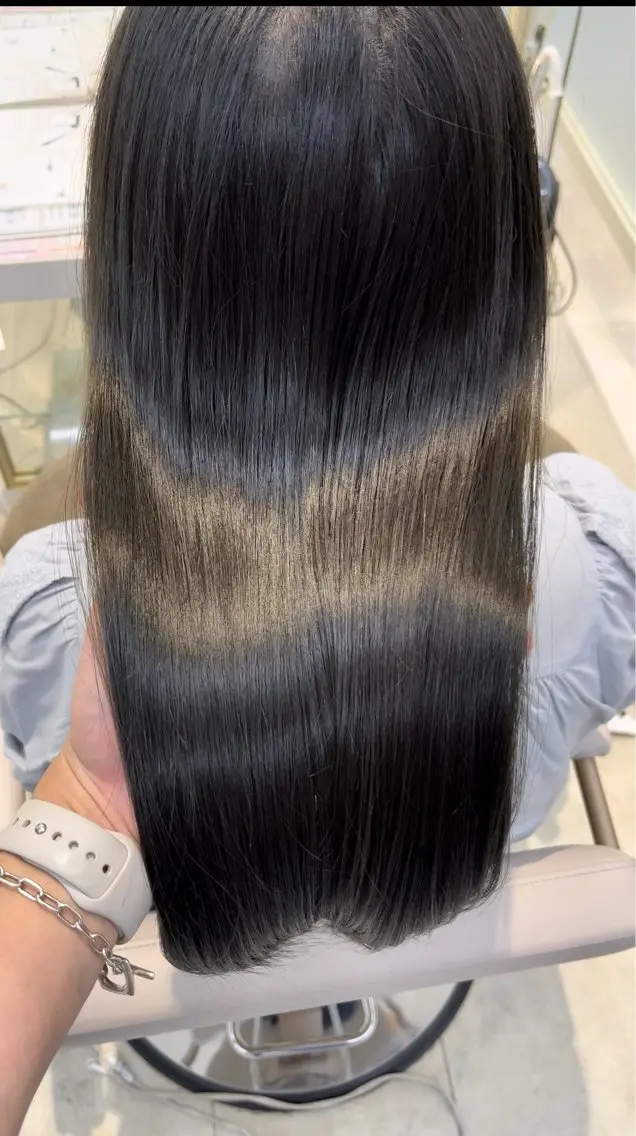 セミロング カラー カット ヘアカラー トリートメント ナチュラル韓国ヘア 🇰🇷塚田凌太のヘアスタイル