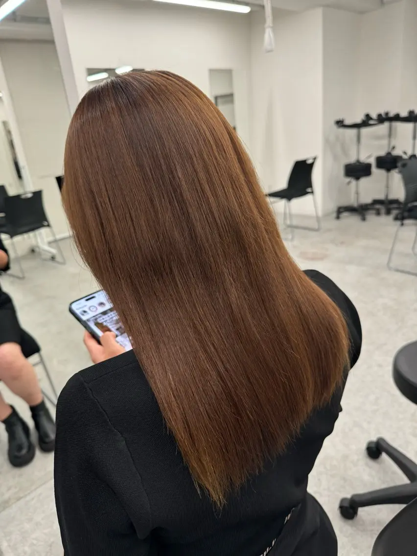 セミロング noa🎀美髪縮毛/ 透明感カラーのヘアスタイル