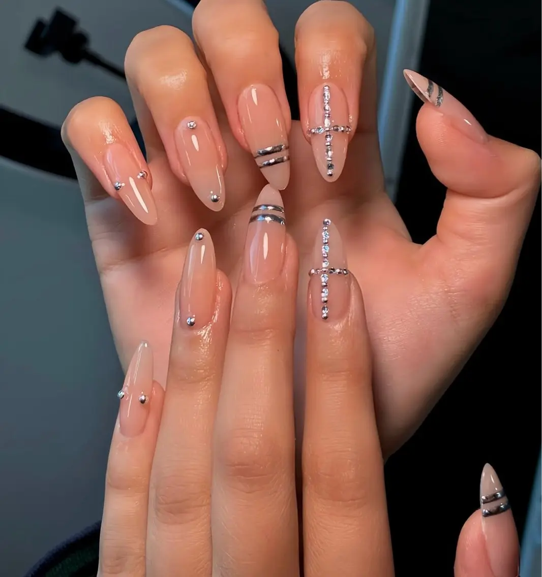 ネイル ハンドネイル NiJi Nailsのネイルデザイン