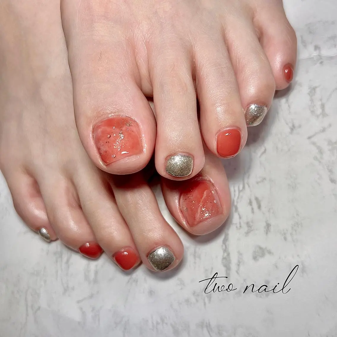 ネイル アートネイル フットネイル ハート ニュアンスネイル ホワイト two nailのネイルデザイン
