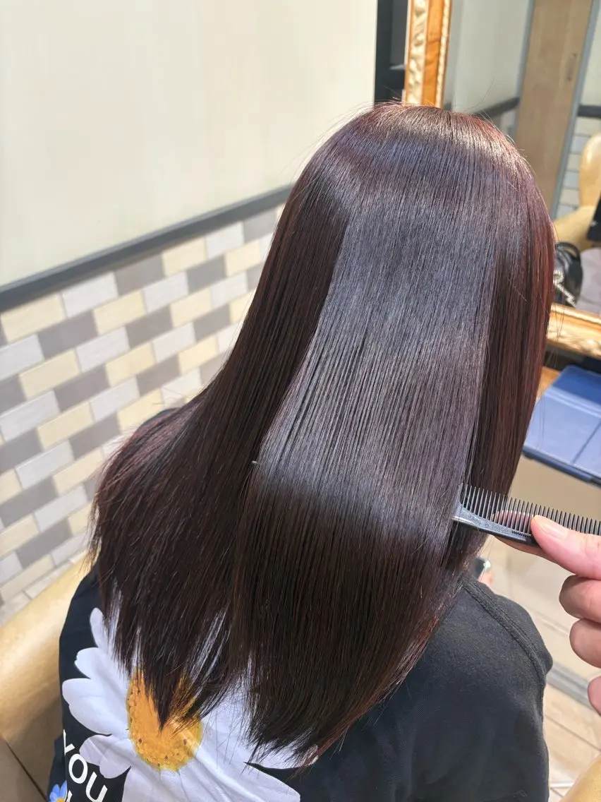 ミディアム カラー 髪質改善 ヘアカラー トリートメント SUZUKI AIRIのヘアスタイル
