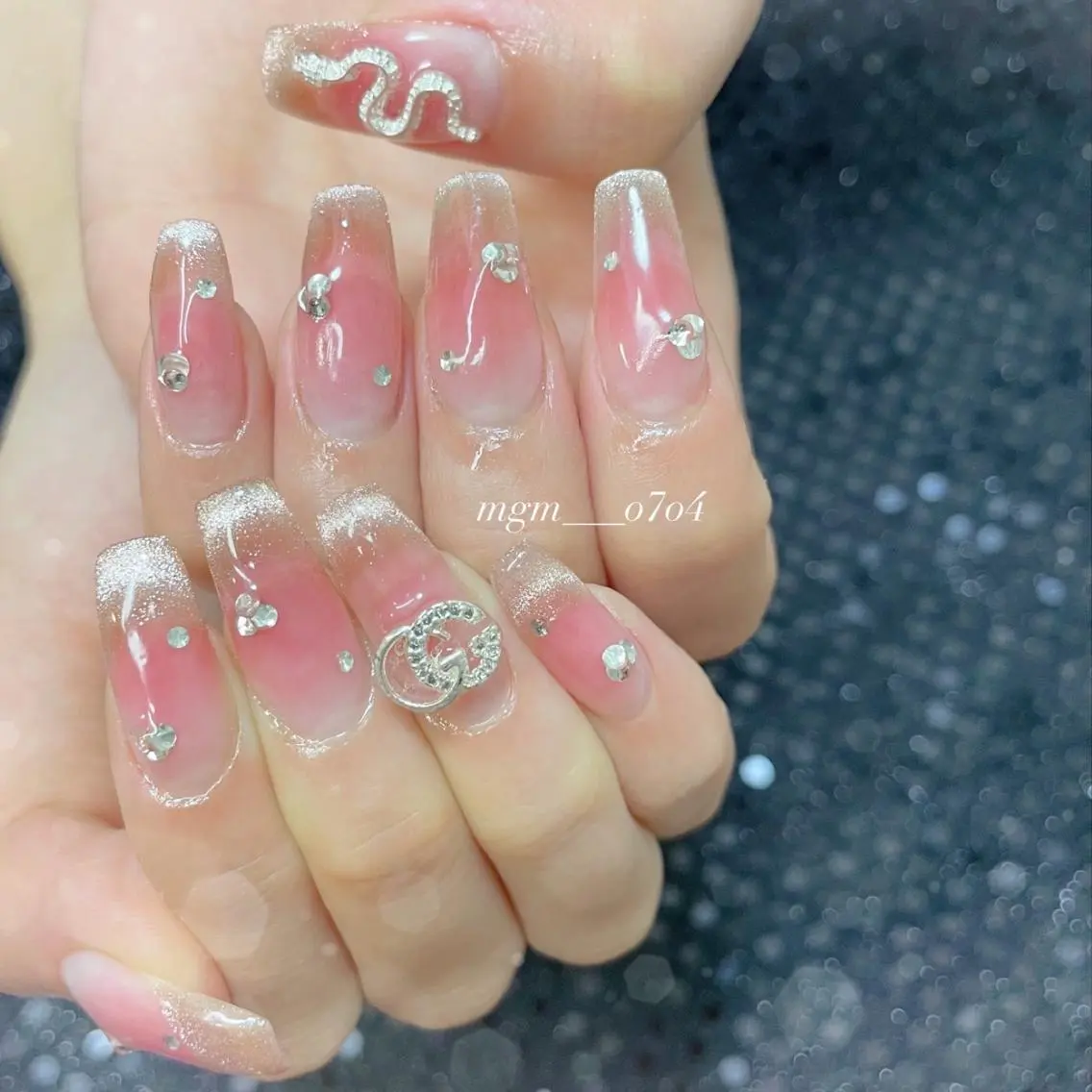 ネイル ハンドネイル ハンドケア MoON...❤︎ MeGuのネイルデザイン