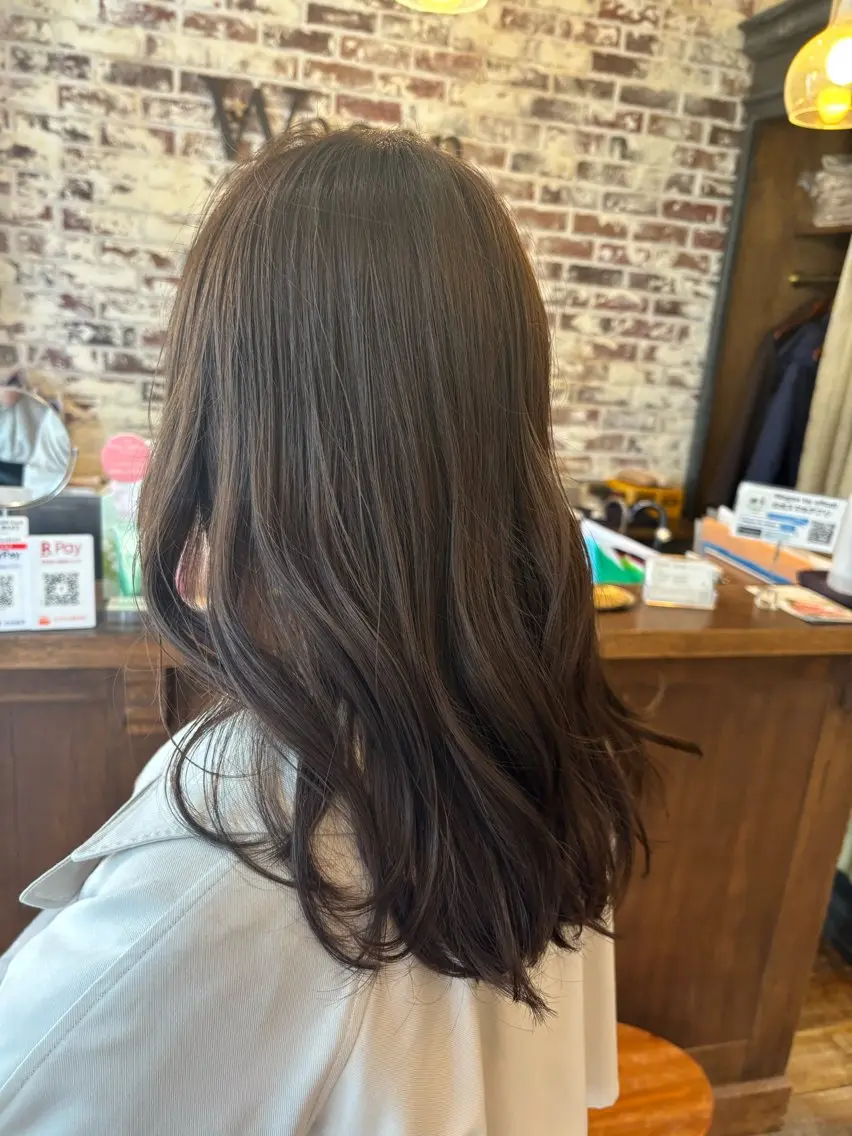 ロング カラー ベージュカラー ブリーチ 透明感カラー ブリーチなしカラー 髪質改善 カット ヘアカラー トリートメント 七井 香奈 (なないかな)のヘアスタイル