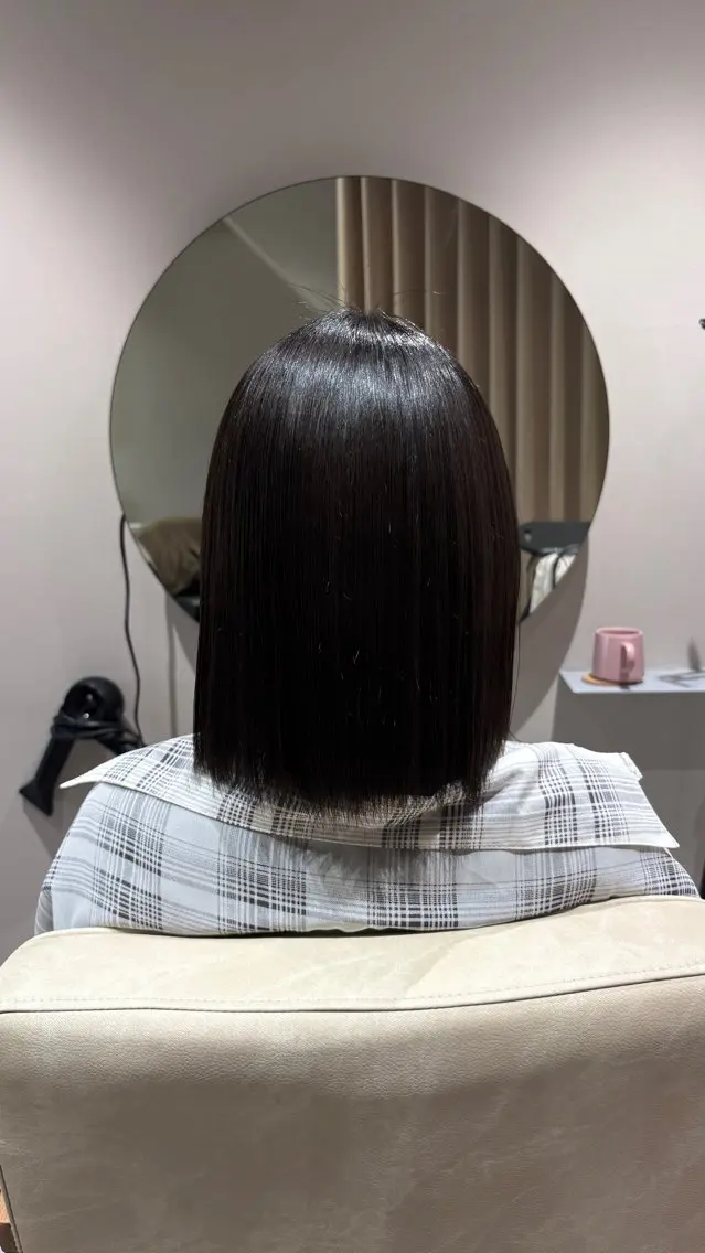 ミディアム 縮毛矯正 井山 葵のヘアスタイル
