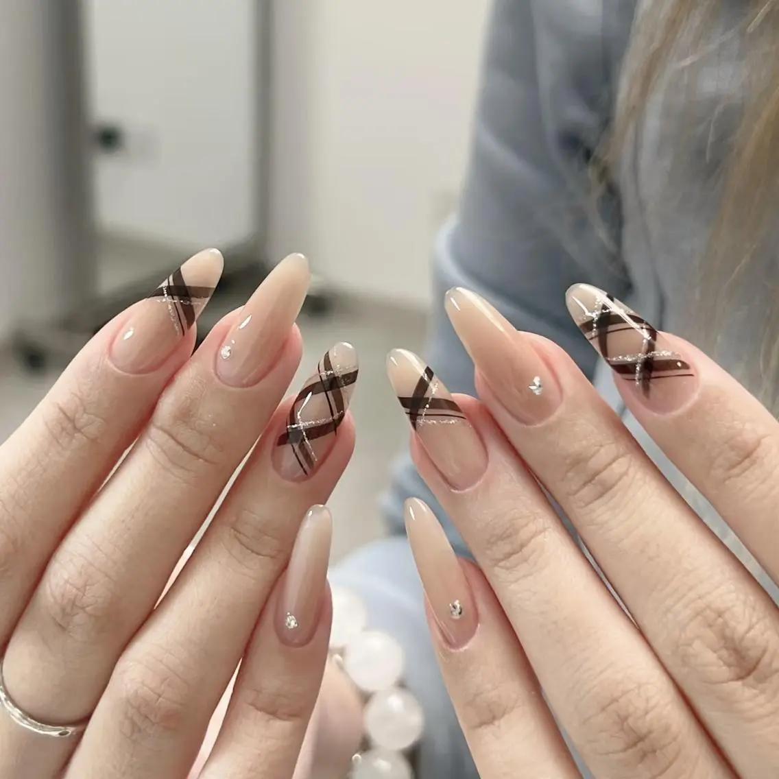 ネイル ハンドネイル ハンドケア 🍑 momo_nailのネイルデザイン