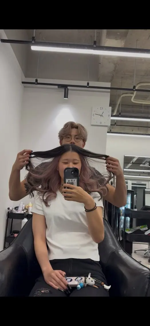 カラー ベージュカラー ブロンド ダブルカラー インナーカラー ピンクカラー 髙橋 欽春のヘアスタイル