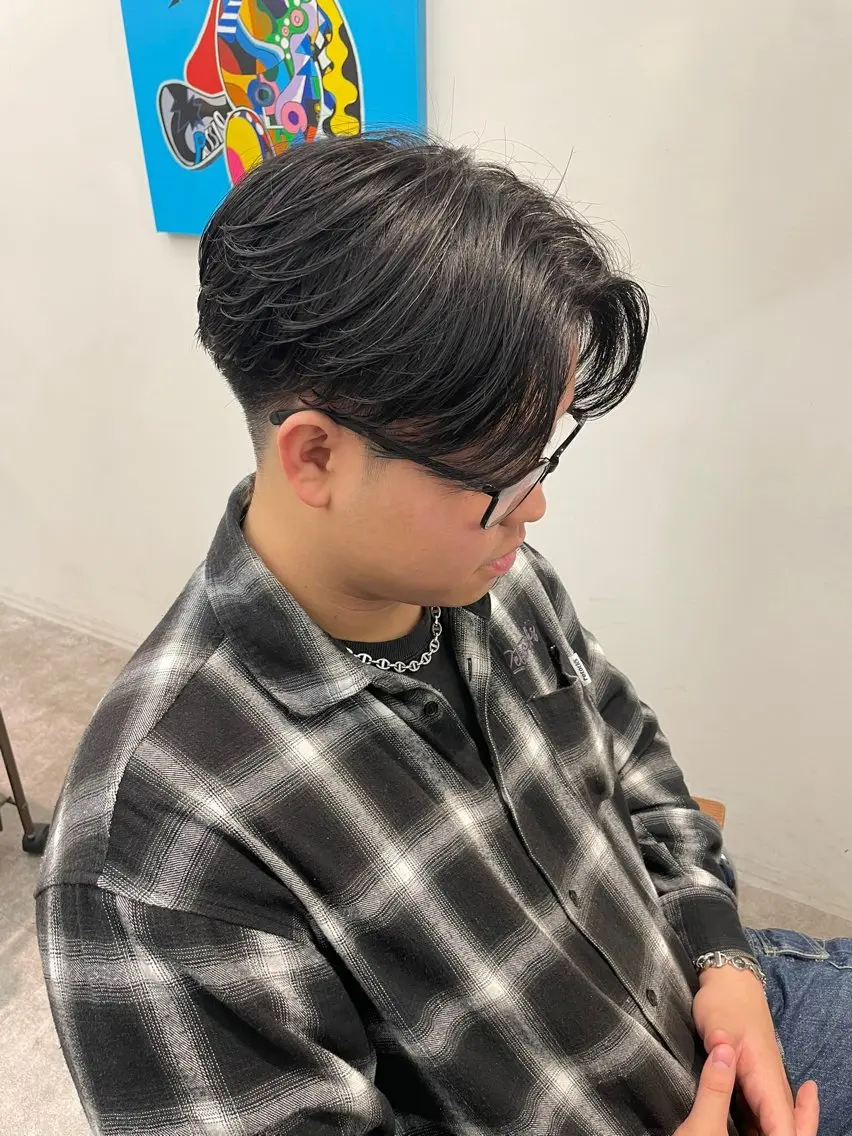 ショート メンズ センターパート 中島 耀一朗のヘアスタイル