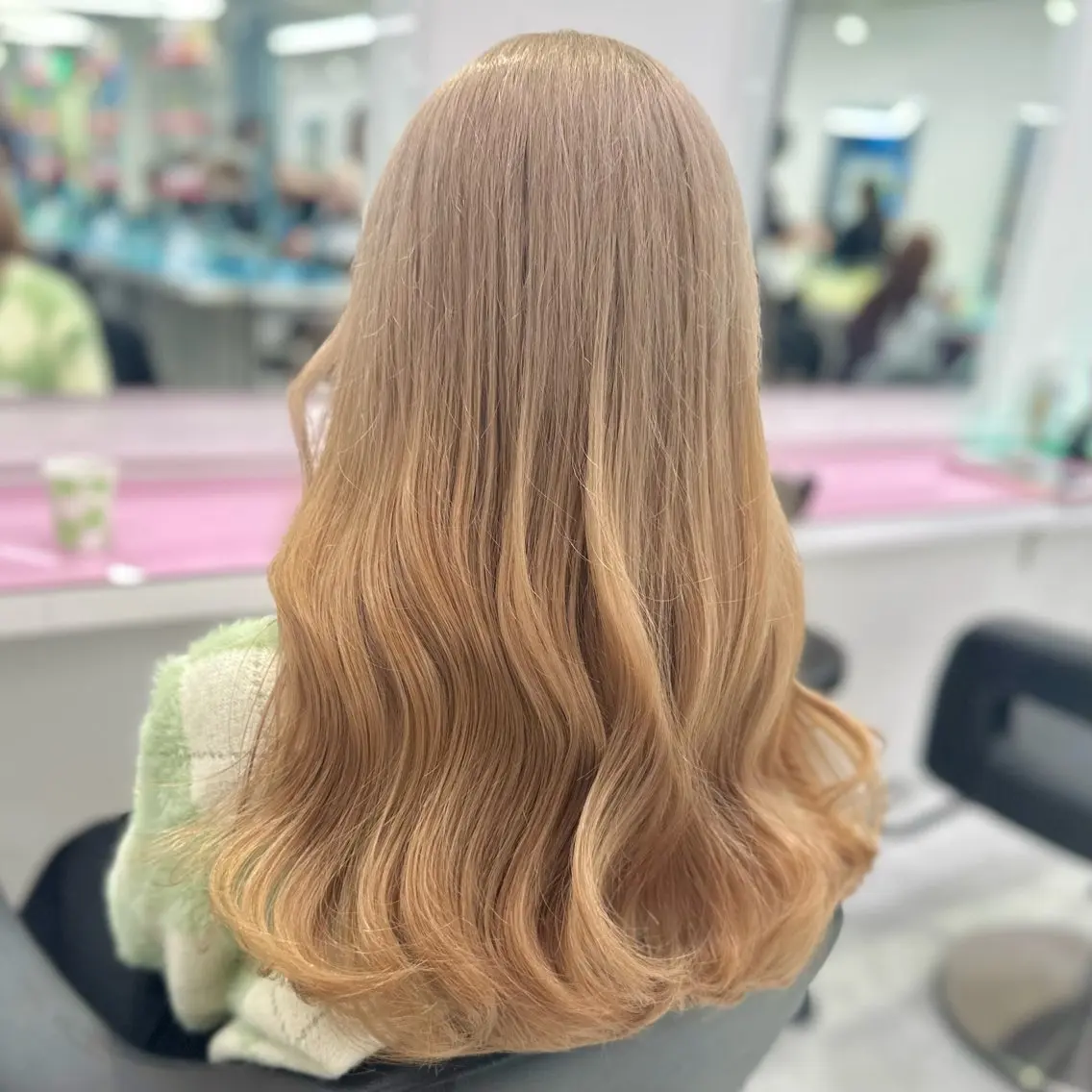 ミディアム カラー 🎀🧁ダメージレス 艶髪カラー🧁🎀のヘアスタイル