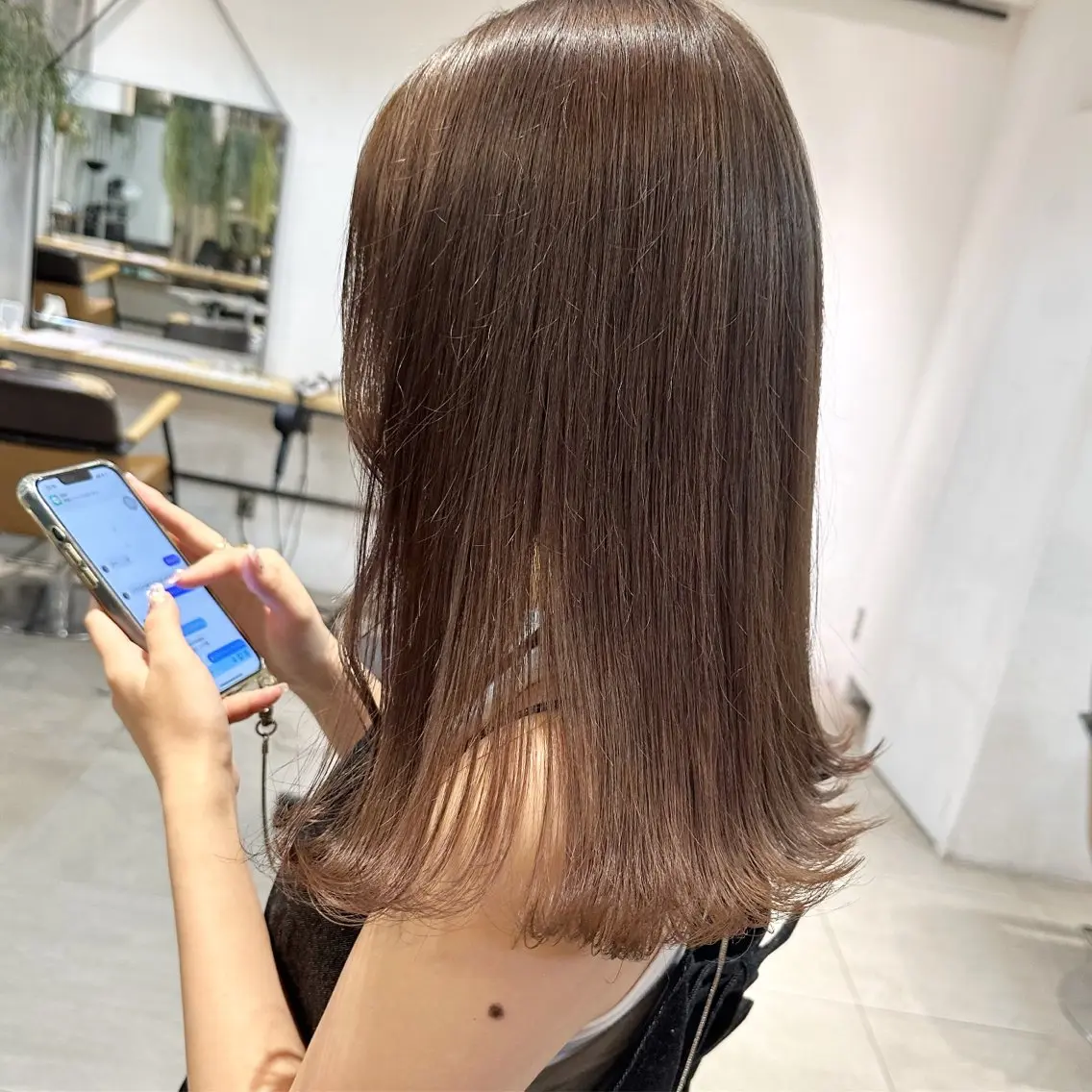 セミロング カラー カット ヘアカラー トリートメント ヘッドスパ 縮毛/透明感カラー Mariamu🫧のヘアスタイル