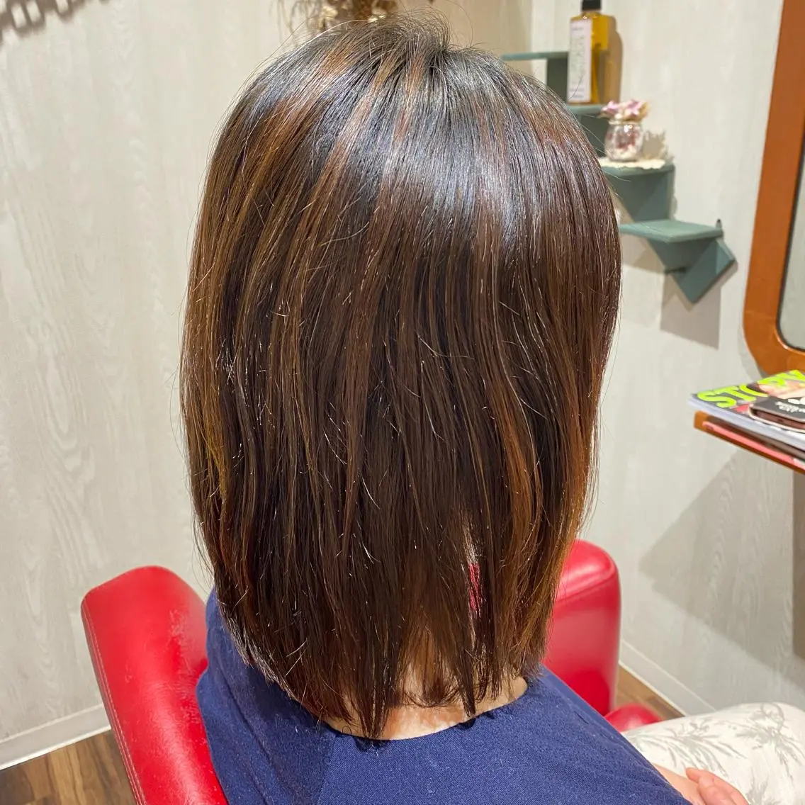 ミディアム 木宮 美緒のヘアスタイル