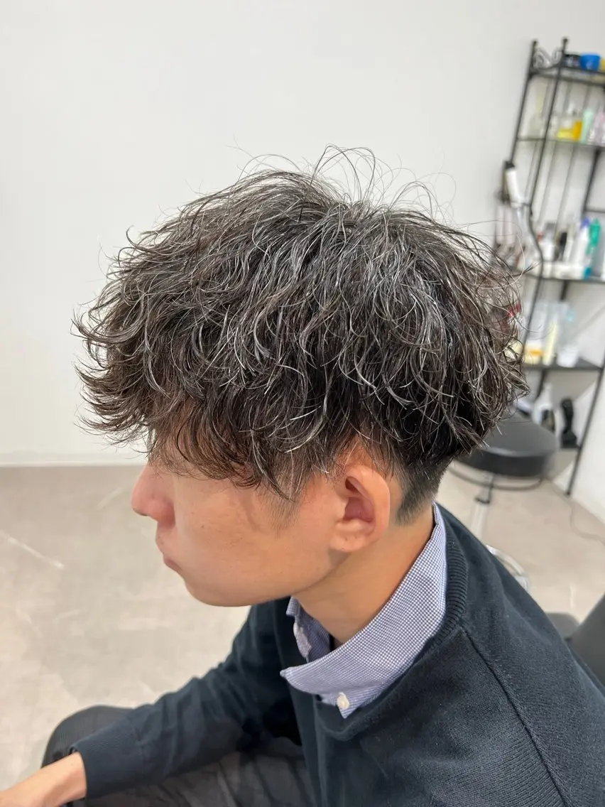 学生メンズ限定💇デザインカット+ニュアンスパーマ+眉カットの写真
