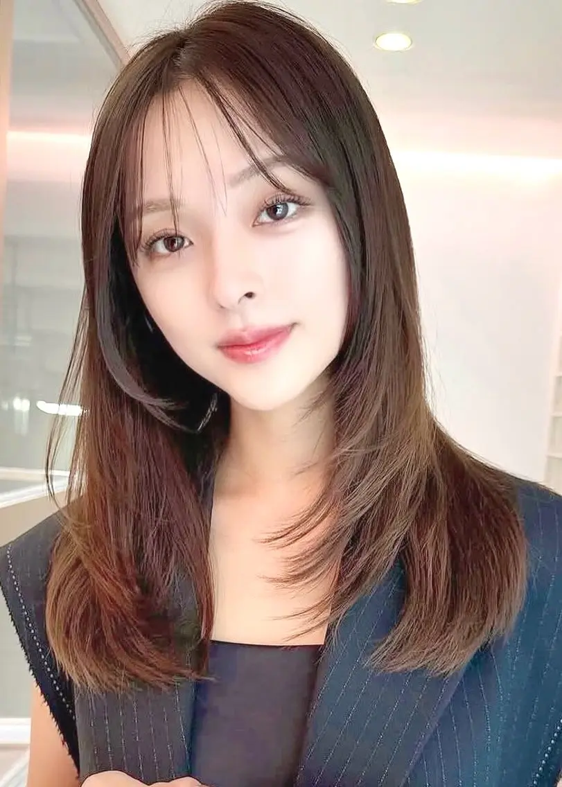 ミディアム トリートメント カット ヘアカラー トリートメント 表参道レイヤーカット 髪質改善山岸季生のヘアスタイル