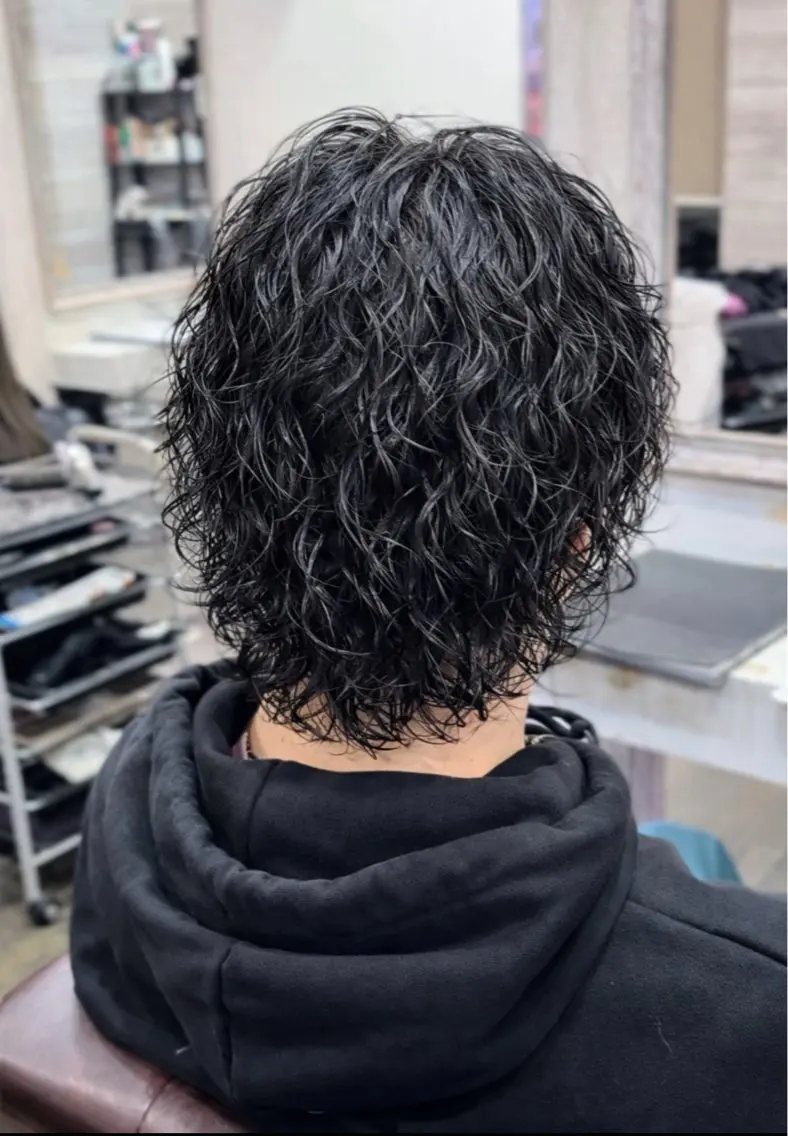 ミディアム ミディアムパーマ ツイストパーマ カット パーマ LOCO/ Koukiのヘアスタイル