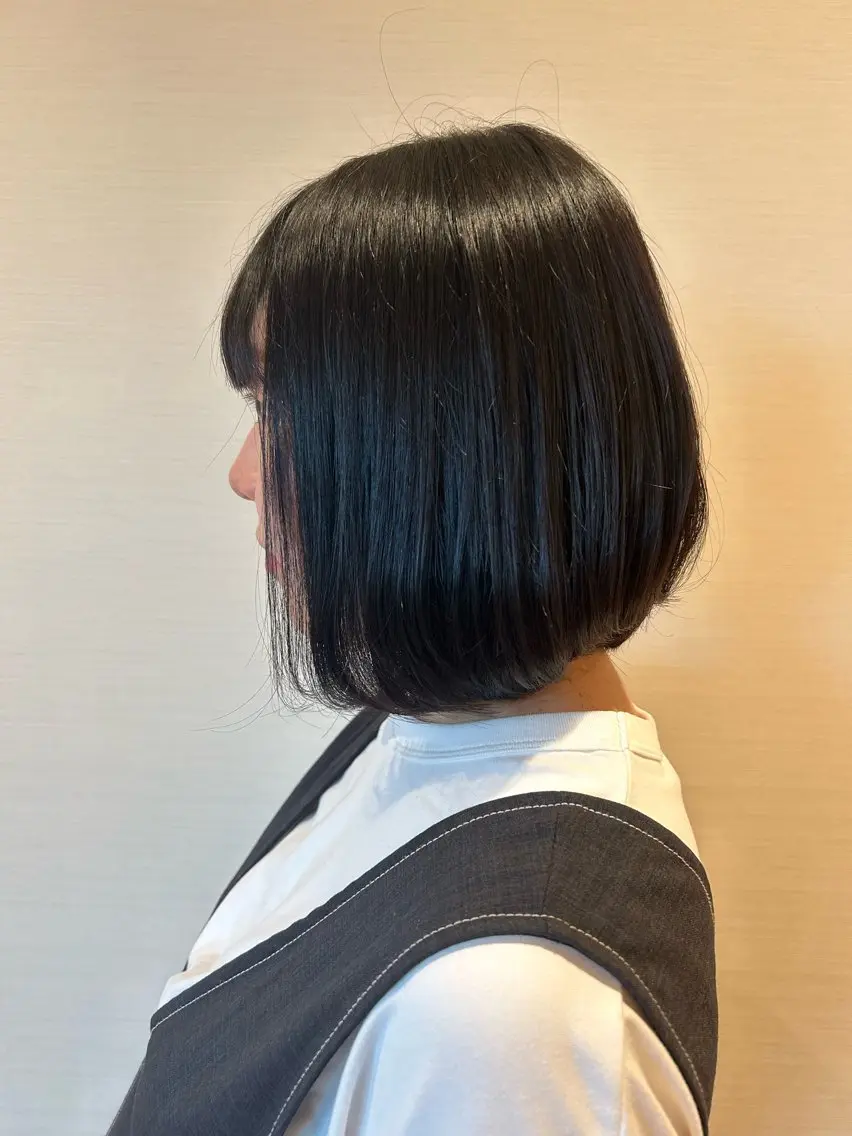 ミディアム ボブ 安藤 真衣香のヘアスタイル